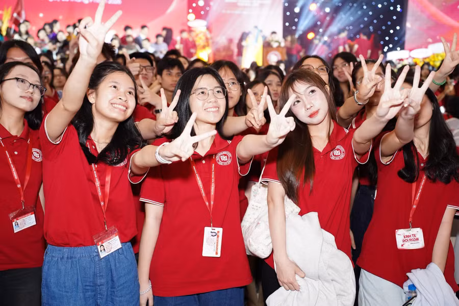 Tân sinh viên trong lễ Chào mừng năm học mới tại Phân hiệu Trường Đại học Ngoại thương tại TPHCM. Ảnh: FTU2.