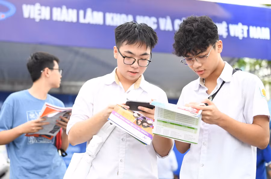 Thí sinh tham gia Ngày hội tuyển sinh khối các ngành khoa học và công nghệ lần thứ 2 năm 2026.