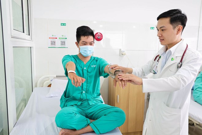 Cứu sống bệnh nhân trẻ có túi phình mạch máu não khổng lồ
