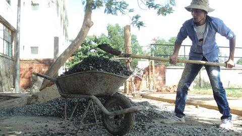 Bến Tre: Phụ hồ, làm thuê sẽ được nhận hỗ trợ khó khăn