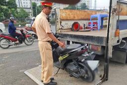 <a href="/phap-luat" title="Pháp luật" rel="dofollow">Pháp luật</a>
