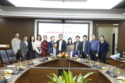 <a href="/van-de-hom-nay" title="Vấn đề hôm nay" rel="dofollow">Vấn đề hôm nay</a>