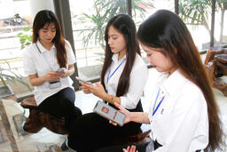 <a href="/van-de-hom-nay" title="Vấn đề hôm nay" rel="dofollow">Vấn đề hôm nay</a>