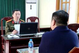 <a href="/phap-luat" title="Pháp luật" rel="dofollow">Pháp luật</a>