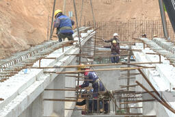 <a href="/tin-tuc" title="Tin tức" rel="dofollow">Tin tức</a>