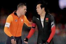 <a href="/the-thao" title="Thể thao" rel="dofollow">Thể thao</a>