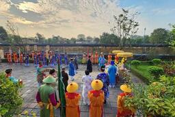 <a href="/van-hoa" title="Văn hóa" rel="dofollow">Văn hóa</a>