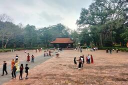 <a href="/van-hoa" title="Văn hóa" rel="dofollow">Văn hóa</a>