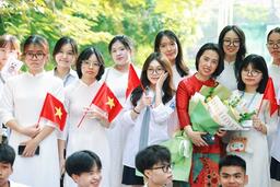 <a href="/van-de-hom-nay" title="Vấn đề hôm nay" rel="dofollow">Vấn đề hôm nay</a>