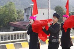 <a href="/van-hoa" title="Văn hóa" rel="dofollow">Văn hóa</a>