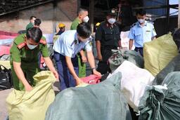 <a href="/phap-luat" title="Pháp luật" rel="dofollow">Pháp luật</a>