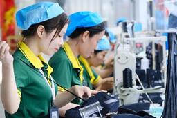 <a href="/thuong-hieu-xanh" title="Thương hiệu xanh" rel="dofollow">Thương hiệu xanh</a>