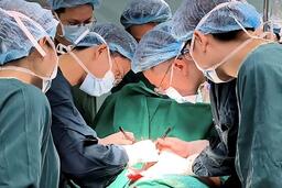 <a href="/van-de-hom-nay" title="Vấn đề hôm nay" rel="dofollow">Vấn đề hôm nay</a>