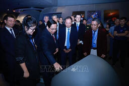 <a href="/tin-tuc" title="Tin tức" rel="dofollow">Tin tức</a>