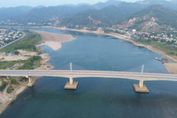 <a href="/tin-tuc" title="Tin tức" rel="dofollow">Tin tức</a>