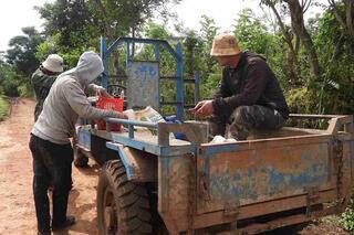 <a href="/phat-trien-ben-vung" title="Phát triển bền vững" rel="dofollow">Phát triển bền vững</a>