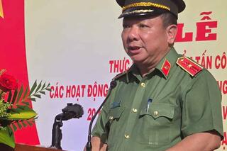 <a href="/phap-luat" title="Pháp luật" rel="dofollow">Pháp luật</a>