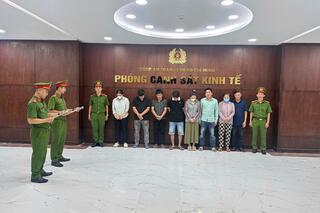 <a href="/phap-luat" title="Pháp luật" rel="dofollow">Pháp luật</a>