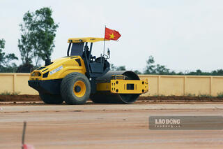 <a href="/tin-tuc" title="Tin tức" rel="dofollow">Tin tức</a>