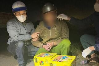 <a href="/phap-luat" title="Pháp luật" rel="dofollow">Pháp luật</a>