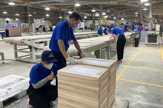 <a href="/thuong-hieu-xanh" title="Thương hiệu xanh" rel="dofollow">Thương hiệu xanh</a>