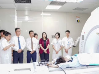 Bệnh viện Trung ương Huế vận hành hệ thống máy cộng hưởng từ thế hệ mới nhất