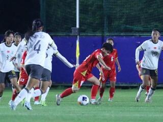 Cơ hội đi tiếp của U17 nữ Việt Nam vẫn rộng mở
