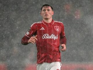Premier League và cơn sốt chuyển nhượng chưa có điểm dừng