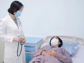 Nhập viện liên tục vì hen nặng, người bệnh hồi phục nhờ điều trị nhắm trúng đích