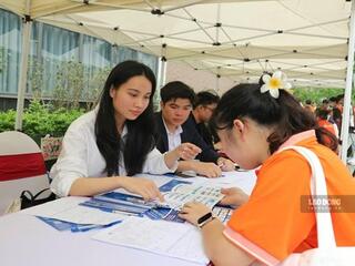 Mùa tốt nghiệp, doanh nghiệp rộng cửa đón nhân lực trẻ