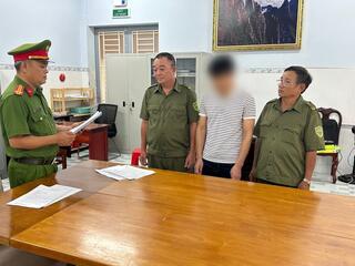 Công an Đồng Nai khởi tố chủ hộ kinh doanh bán quần áo giả các thương hiệu nổi tiếng