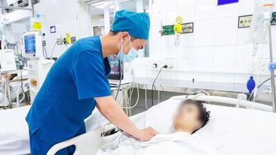 Cứu sống bệnh nhi sốt xuất huyết biến chứng tan huyết cấp hiếm gặp