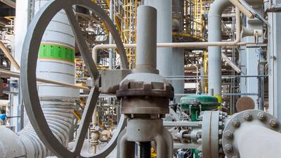 Nhà máy LNG lớn nhất thế giới tê liệt vì Iran, khí đốt toàn cầu chịu cú sốc nặng