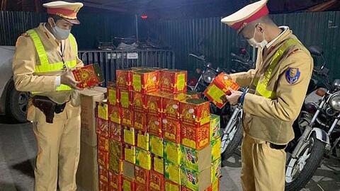 Để Hà Nội không tiếng pháo...