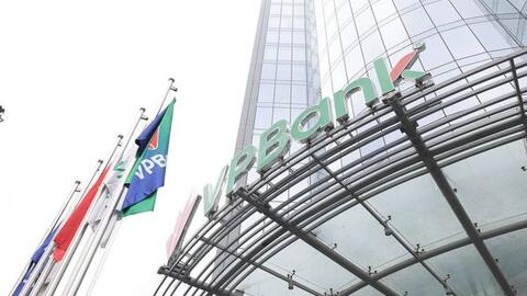 AIA Việt Nam và VPBank nâng thời gian hợp tác lên 19 năm