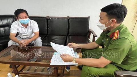 Khai quật hơn 42 tấn chất thải nguy hại tại doanh nghiệp Bóng đèn Điện Quang
