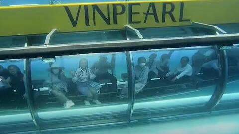 Dịch vụ tàu ngầm du lịch độc đáo tại Nha Trang lên báo Anh