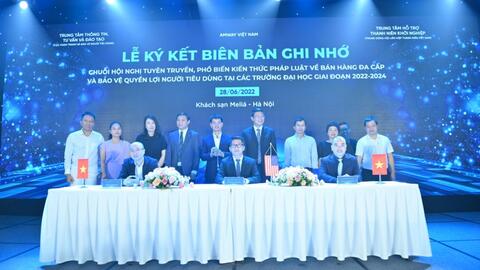 Hợp tác phổ biến pháp luật về bán hàng đa cấp và bảo vệ quyền lợi người tiêu dùng cho sinh viên đại học
