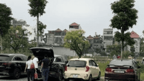 Thị trường đất đấu giá vùng ven Hà Nội sôi động: Có lô đất chênh 6 tỷ đồng so với giá khởi điểm