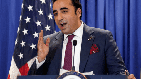 Bị ông Biden nói là nước hạt nhân nguy hiểm, Pakistan triệu đại sứ Mỹ