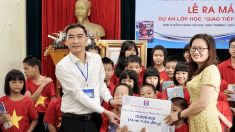 Mở lớp học tiếng Anh tại Trung tâm Bảo trợ xã hội số 3