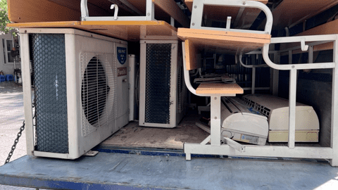 Trao tặng những món quà ý nghĩa tới học sinh huyện Ba Vì