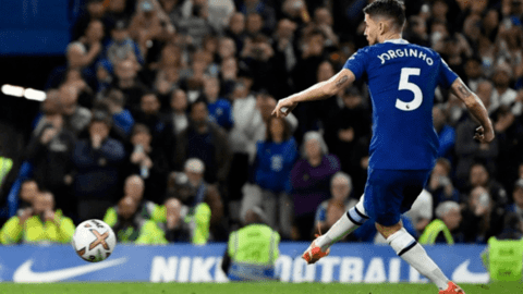 Chelsea bị Man United níu chân ở Stamford Bridge