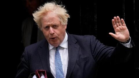Ông Johnson rút khỏi cuộc đua thủ tướng Anh