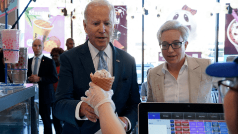 Ông Biden phá vỡ truyền thống bầu cử