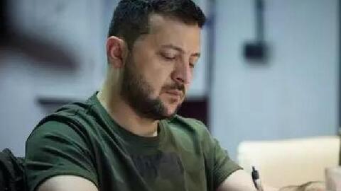 Tổng thống Ukraine: cương quyết không nhường một tấc đất nào cho Nga