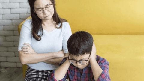 Cha mẹ thạc sĩ dồn hết sức đầu tư, con vẫn học hành lẹt đẹt: Vì sao?