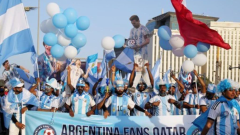 Qatar thuê CĐV để "sống ảo" tại World Cup 2022?