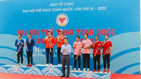Hà Nội giành 3 huy chương Vàng môn đua thuyền Rowing