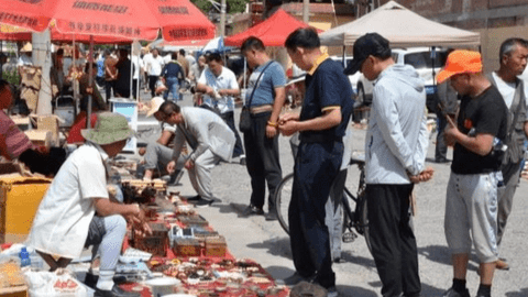Làng Trương Lan: Từ kinh doanh 'trốn chui trốn nhủi' trở thành làng buôn đồ cổ bậc nhất Trung Quốc